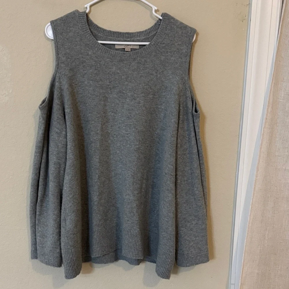 LOFT Gray Women's Cold Shoulder Sweater (Fair condition) - Picture 2 of 8